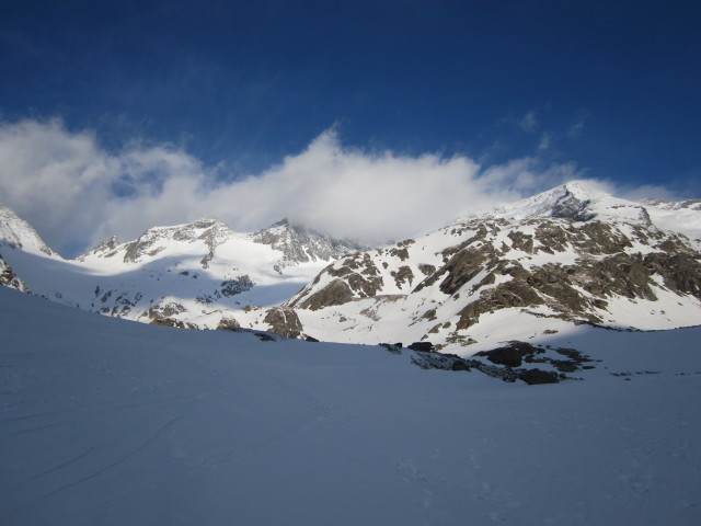 zwischen Essener-Rostocker-H&uuml;tte und Simonysee (4. Apr.)