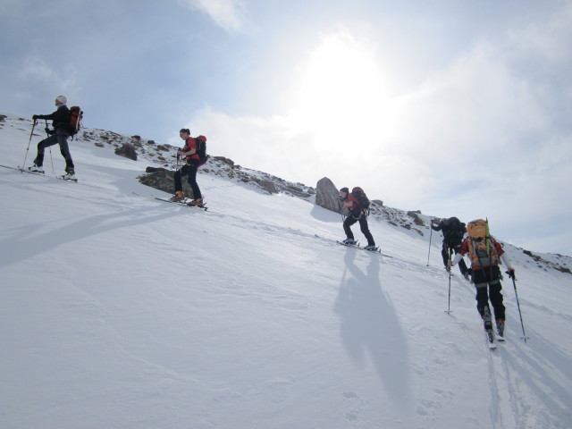 Siegbert, Michaela, Gudrun, Gerwalt und Christoph zwischen Simonykees und Dellacher Keesflecke (4. Apr.)