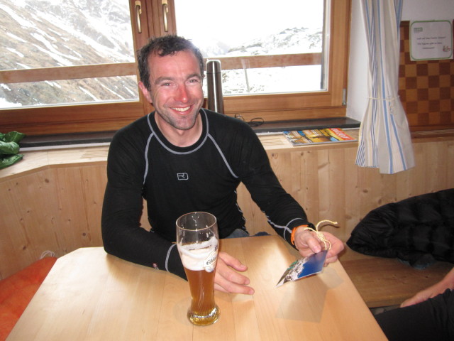 Siegbert in der Essener-Rostocker-H&uuml;tte, 2.207 m (6. Apr.)