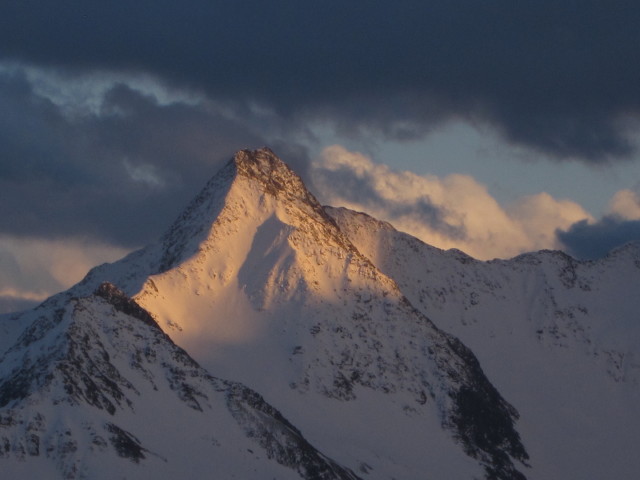 Las&ouml;rling von der Essener-Rostocker-H&uuml;tte aus (6. Apr.)
