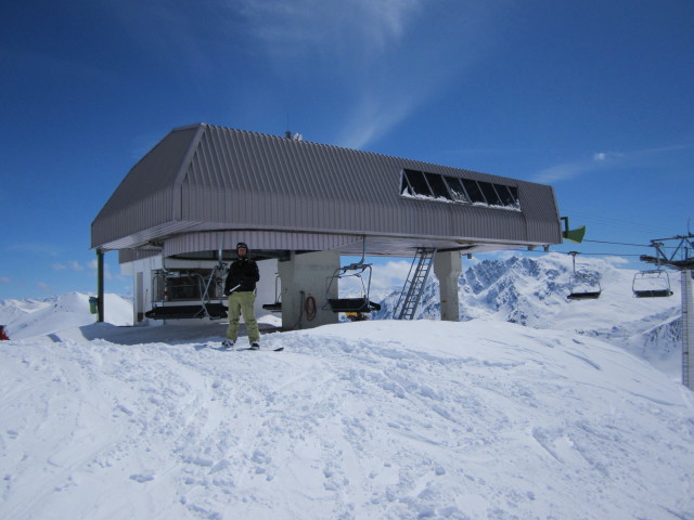Markus bei der Bergstation der Visnitzbahn, 2.638 m (21. Apr.)
