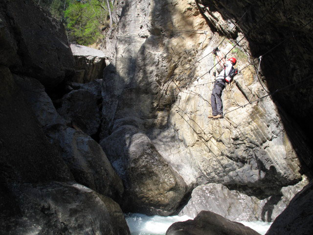 &Ouml;TK-Klettersteig: zweite Seilbr&uuml;cke