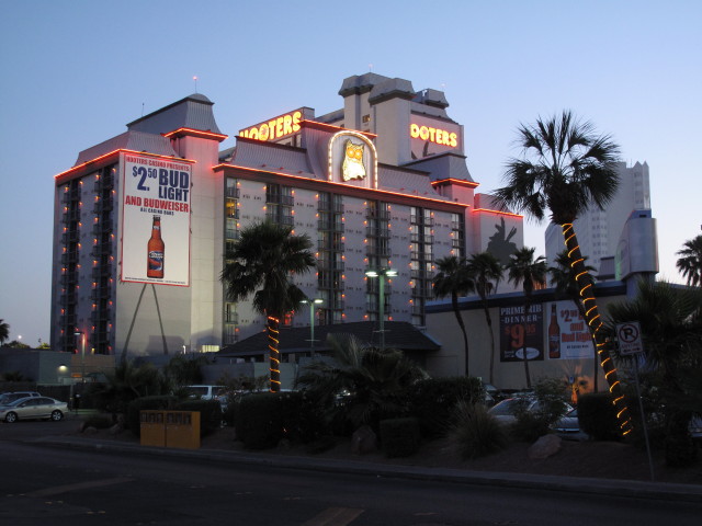 Hooters Hotel (5. Mai)
