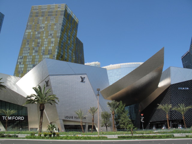 Crystals Hotel (6. Mai)