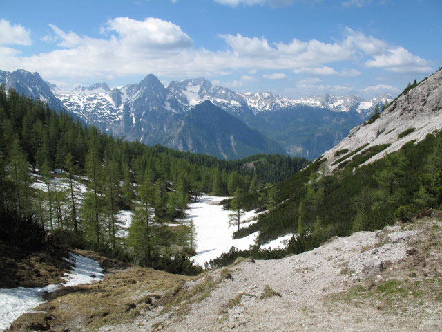 von der T&uuml;rkenkarscharte Richtung Norden (26. Mai)