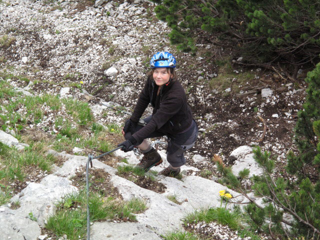 Nordwestlicher &Uuml;bungsklettersteig Prielschutzhaus: Irene im Einstieg (27. Mai)