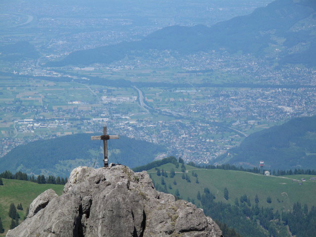Mittlere Schwester von der Großen Schwester aus