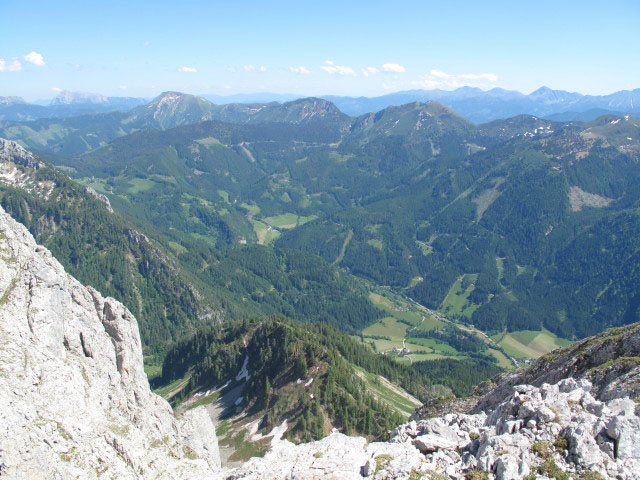 Eisenerzer-Alpen-Hauptkamm vom Kleinen &Ouml;dstein aus (16. Juni)