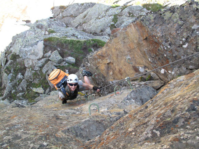 Schw&auml;rzenkamm-Klettersteig: Christoph in der Sektion 1 (30. Juni)