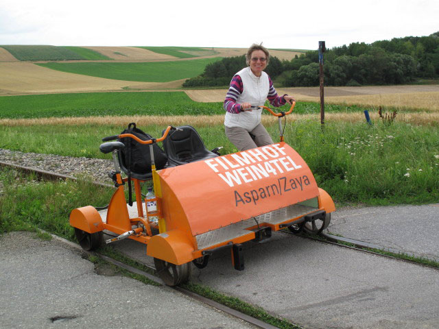 Mama zwischen Niederleis und Thomasl