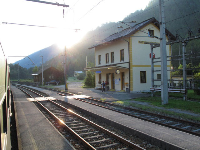 Bahnhof Mitterwei&szlig;enbach, 453 m