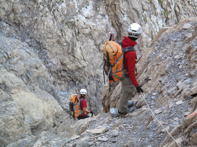 Gudrun und Christoph am Augsburger H&ouml;henweg zwischen Gelbem Schartle und Parseierscharte (12. Aug.)