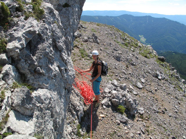 Paulasteig: Katarina am Stand nach der ersten Seill&auml;nge