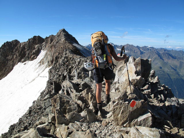 Gudrun zwischen Signalgipfel und Wildem Freiger (17. Aug.)