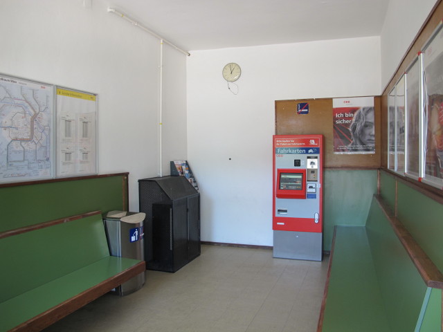 Bahnhof M&uuml;nchendorf, 186 m