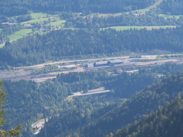 Bahnhof Tarvisio Boscoverde vom K&auml;rntner Grenzweg aus (16. Sep.)