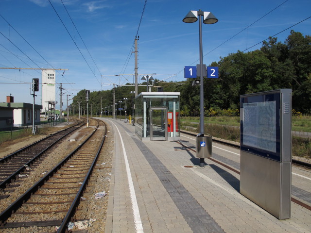 Bahnhof Sierndorf, 190 m