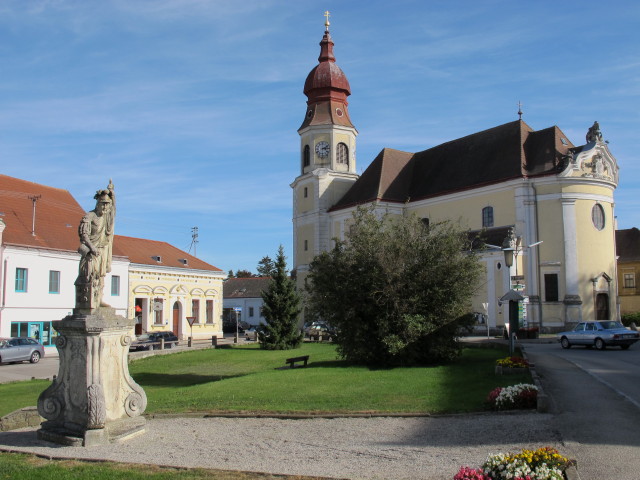 Katholische Pfarrkirche heiliger Martin in G&ouml;llersdorf, 202 m