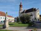 Katholische Pfarrkirche heiliger Martin in Göllersdorf, 202 m