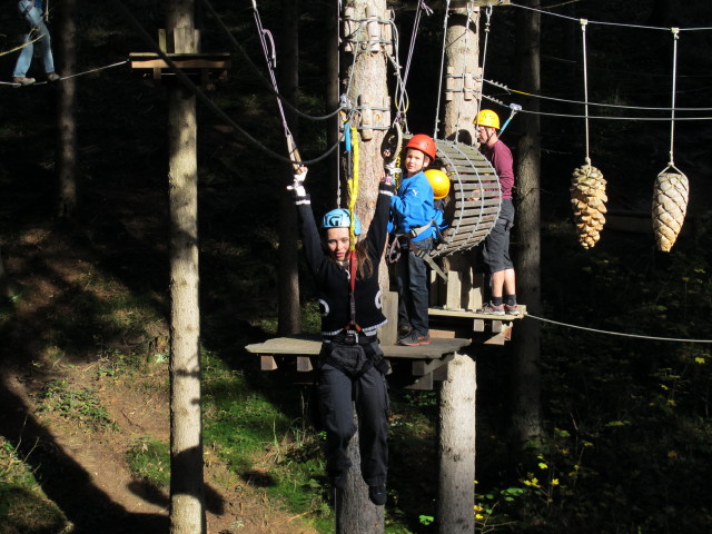 Diana im Parcours 'Schwarzspecht' im Kletterwald Buchenberg