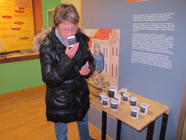 Mama im Museum f&uuml;r Ur- und Fr&uuml;hgeschichte