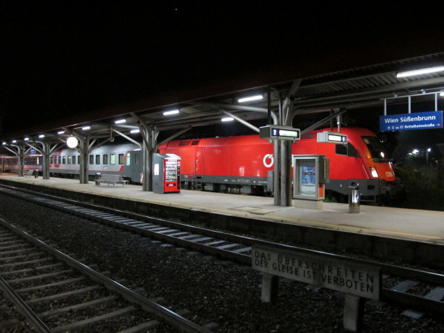 D 407 'Chopin' im Bahnhof S&uuml;&szlig;enbrunn (17. Okt.)