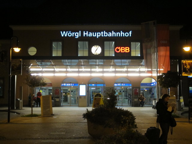 Hauptbahnhof W&ouml;rgl, 505 m (21. Okt.)