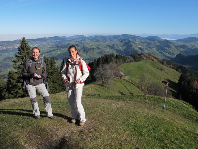 Carmen und Romy zwischen Ochsenh&ouml;hi und Hundwiler H&ouml;hi