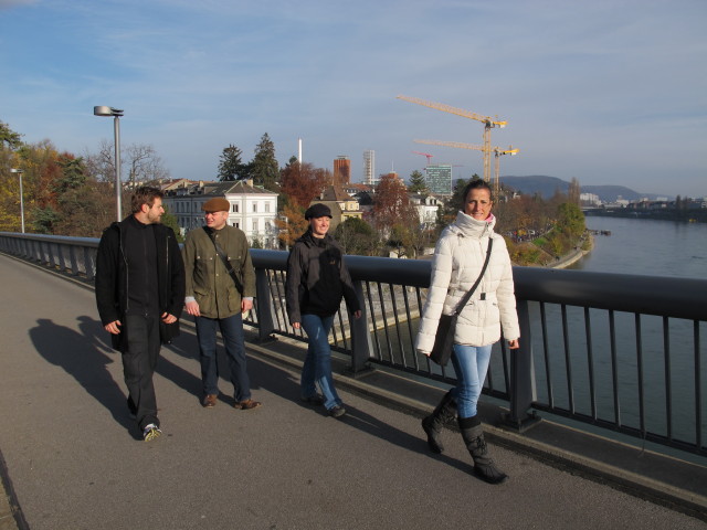 Markus, Alexander, Carmen und Romy auf der Wettsteinbr&uuml;cke