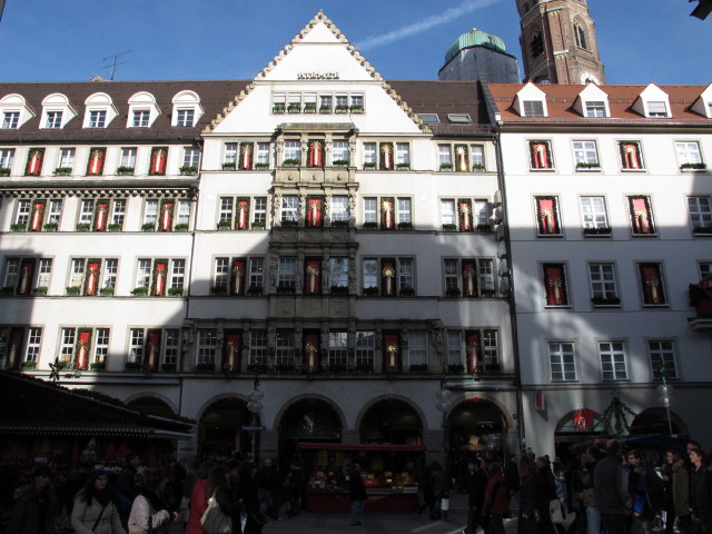 Gesch&auml;ftshaus zum Sch&ouml;nen Turm (24. Nov.)