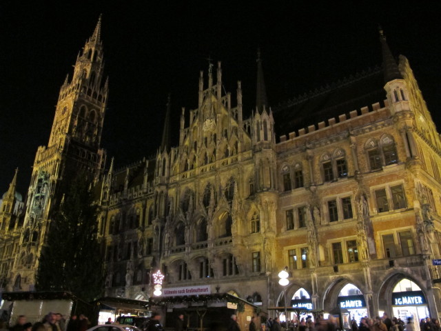 Neues Rathaus (24. Nov.)