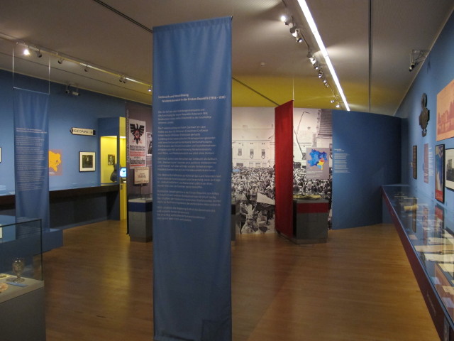 Sonderausstellung 'Ein Land im Zeitraffer - Nieder&ouml;sterreich seit 1848'