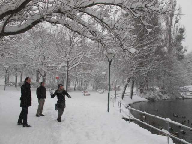 Wolfgang, Patrick und Sabrina am Laternenweg (17. J&auml;n.)