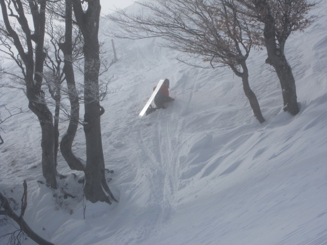 Alice neben der Langwiespiste