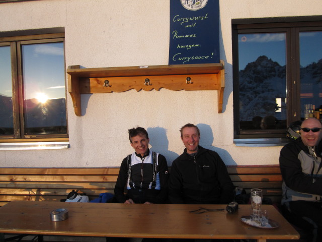 Stefan und ich beim Birgitzk&ouml;pflhaus, 2.035 m