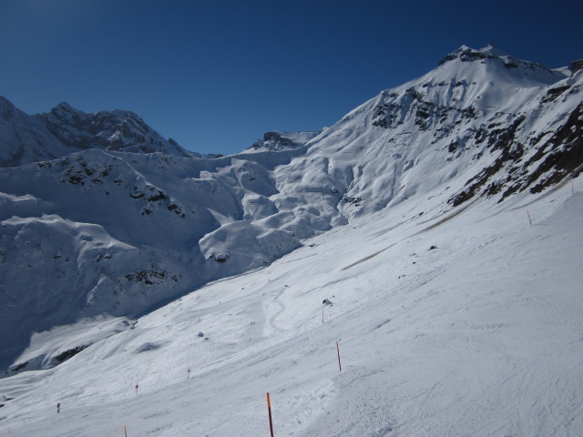 Schilttal von der Piste Schilt - Apollo aus (3. M&auml;rz)
