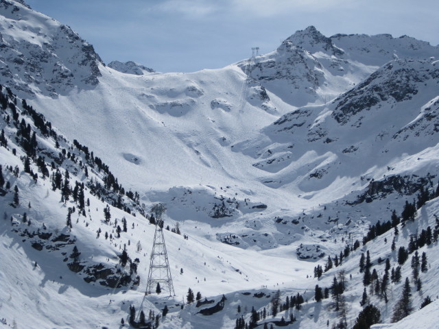 T&eacute;l&eacute;ph&eacute;rique Tortin - Gentianes (16. M&auml;rz)