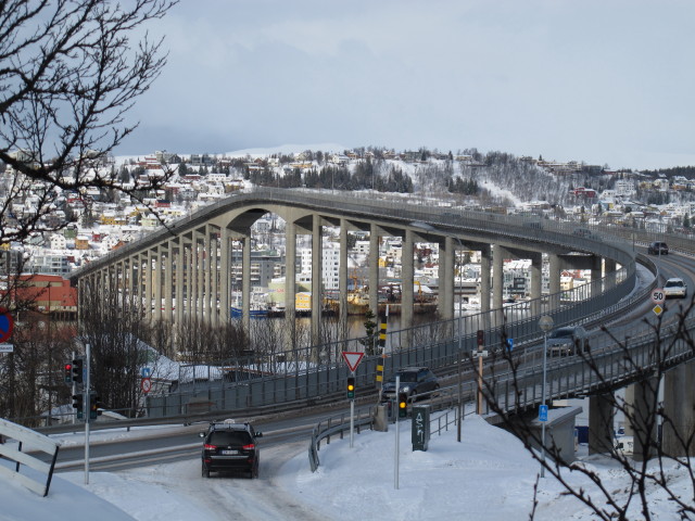 Troms&oslash;brua (23. M&auml;rz)