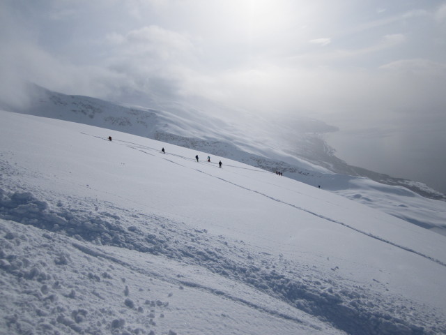 zwischen Storhaugen und Djupvik Kirkegård