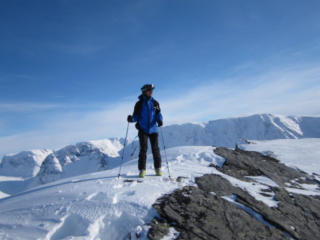 Ich am Sk&aacute;vlev&aacute;rri, 1.015 m