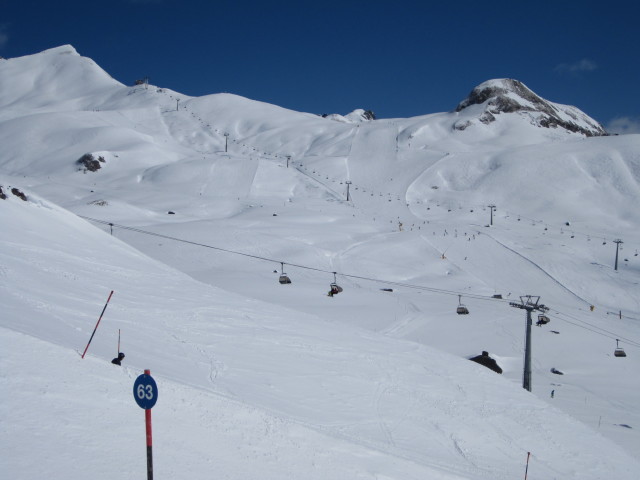 von der Piste 63 Richtung Nordosten (13. Apr.)