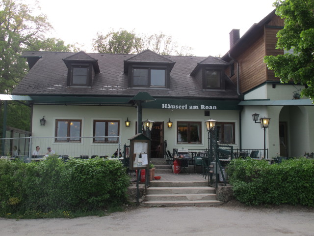 H&auml;userl am Roan aus