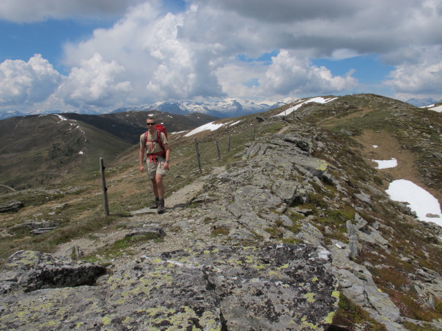 Ich auf der Kaisersteig-Variante zwischen Gr&uuml;nem T&ouml;rl und Kamplnock (8. Juni)