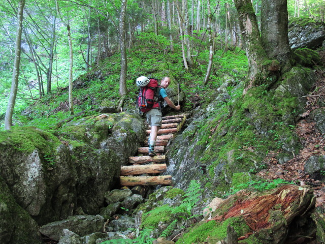 Christoph am Schlumsteig zwischen beim kalten Wasser und Schlumhiefl (15. Juni)