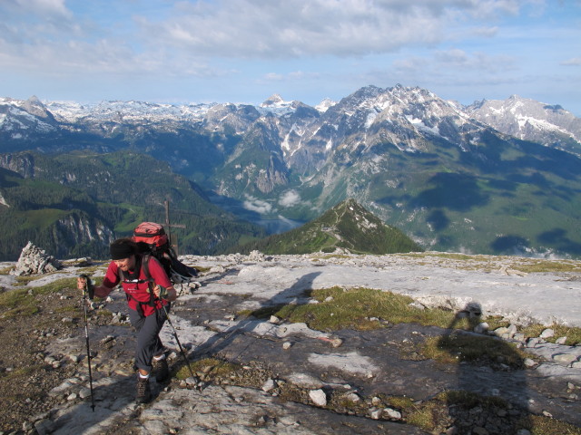Gudrun zwischen J&auml;gerkreuz und Hohem Brett (16. Juni)