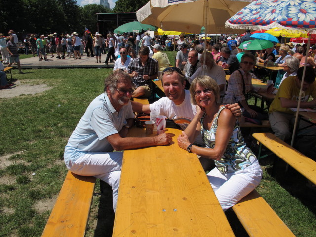 Papa, ich und Mama auf der Wiener St&auml;dtische Versicherung/Country & Western-Insel (23. Juni)