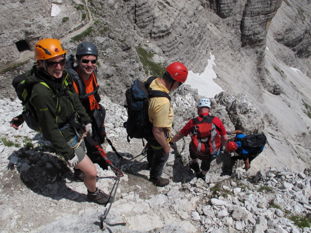 Sabrina, Ronald, G&uuml;nther, Reinhard und Klaus am Innerkofler-De-Luca-Klettersteig zwischen Paternkofel und Gamsscharte
