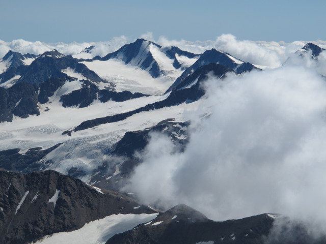von der Weißkugel Richtung Südosten (16. Aug.)