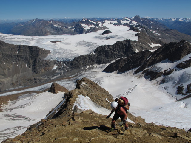 Gudrun am Ostgrat der Wei&szlig;kugel (16. Aug.)