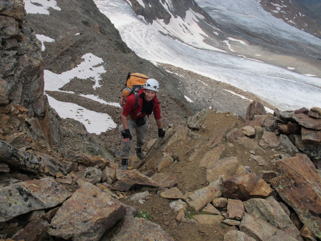 Christoph zwischen Hochjochferner und Hochjochferner (17. Aug.)
